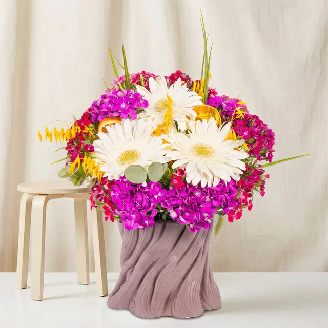Spiral Bloom Beyaz Gerberalar