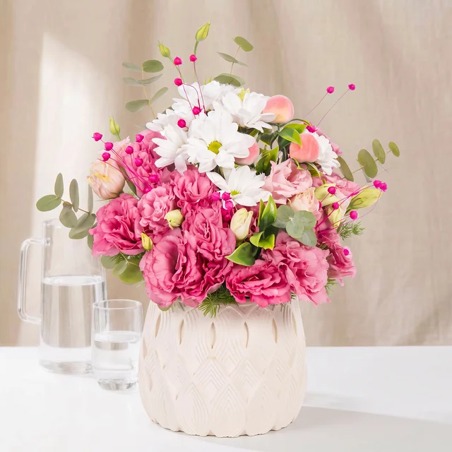 Blush Garden Lisyantuslar