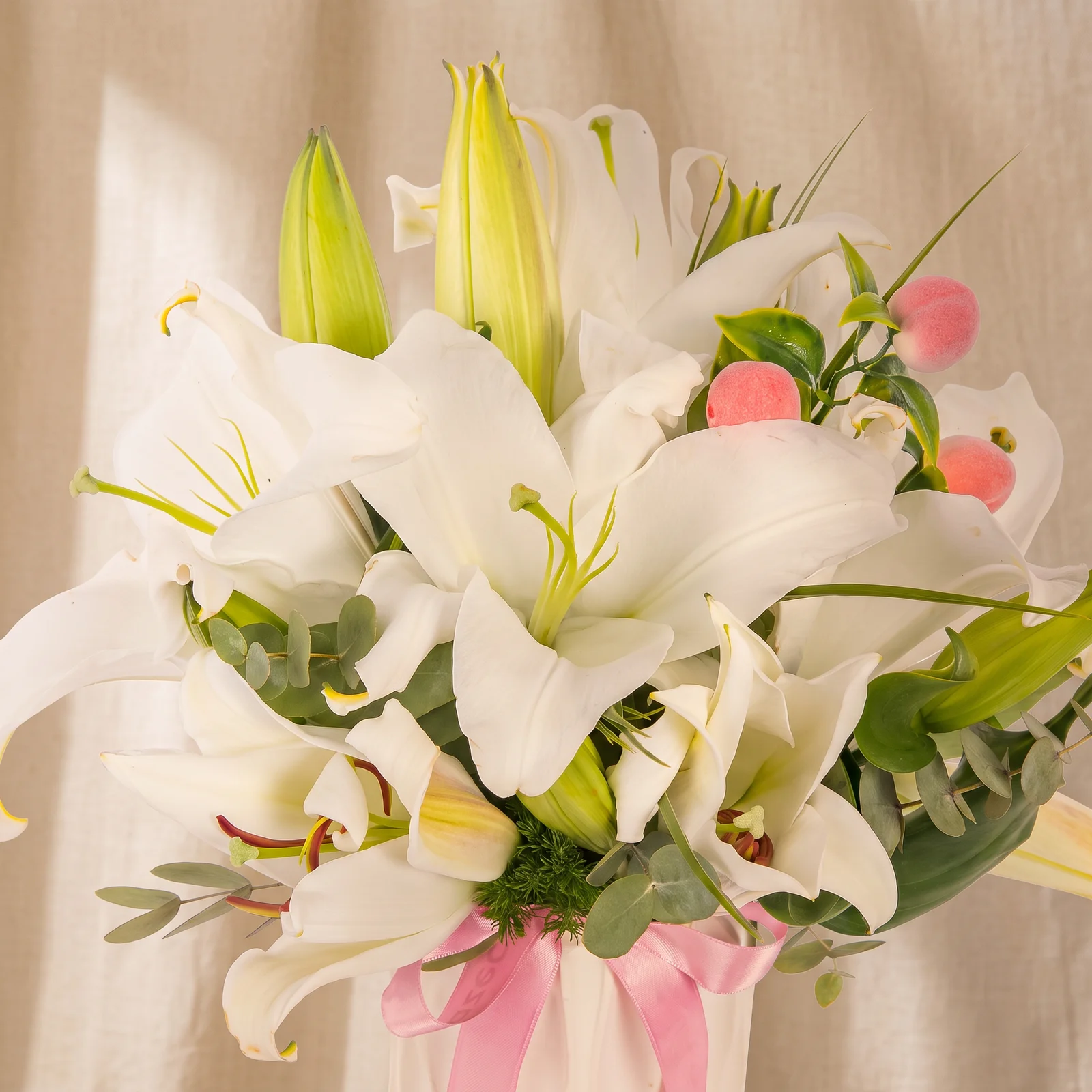 Peachy White Lilyumları