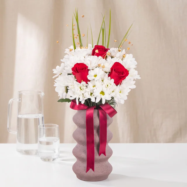 Red Crimson Rose Krizantemleri