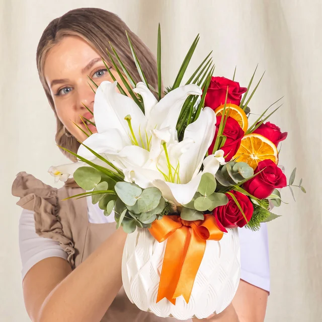 Imperial White Rose Lilyumları