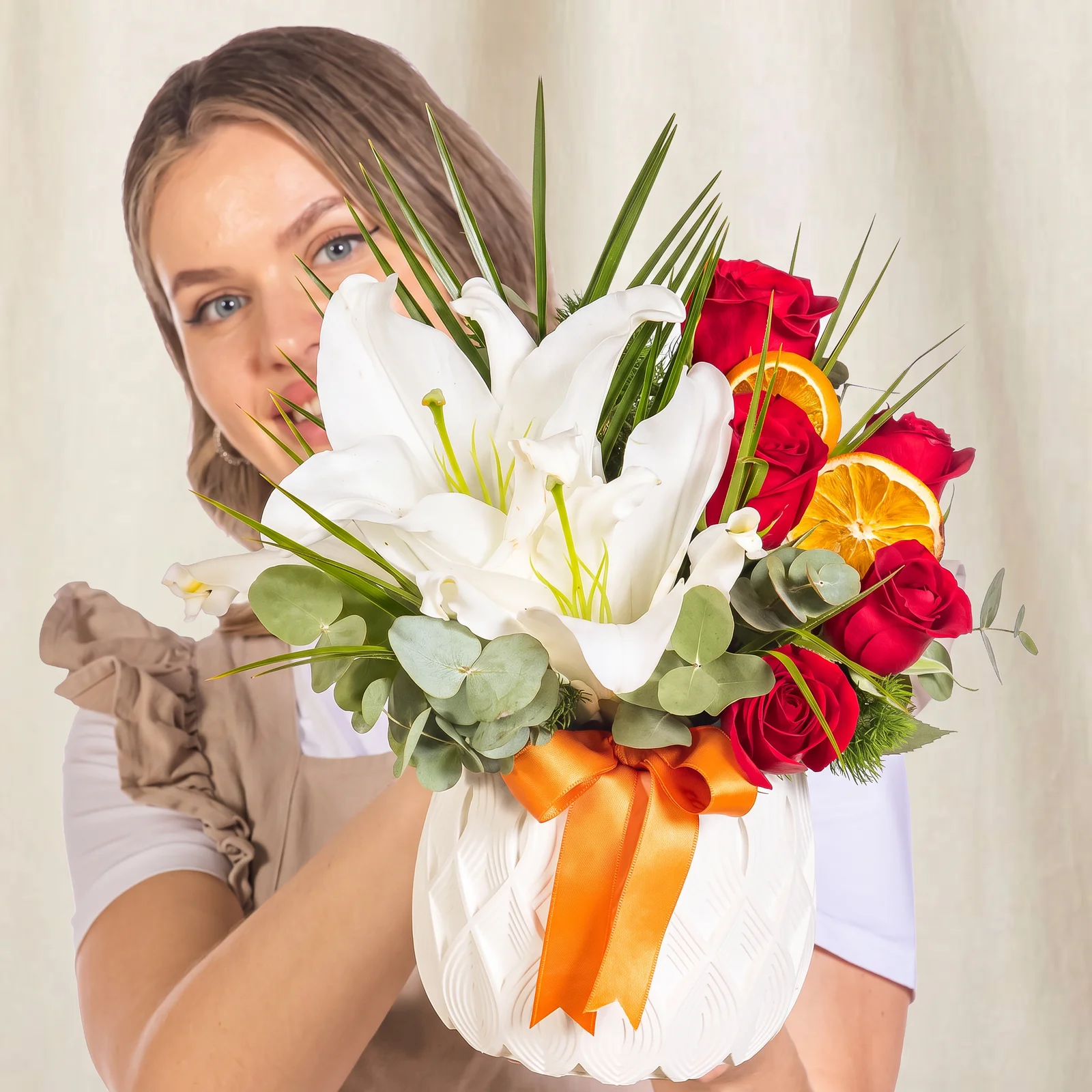 Imperial White Rose Lilyumları