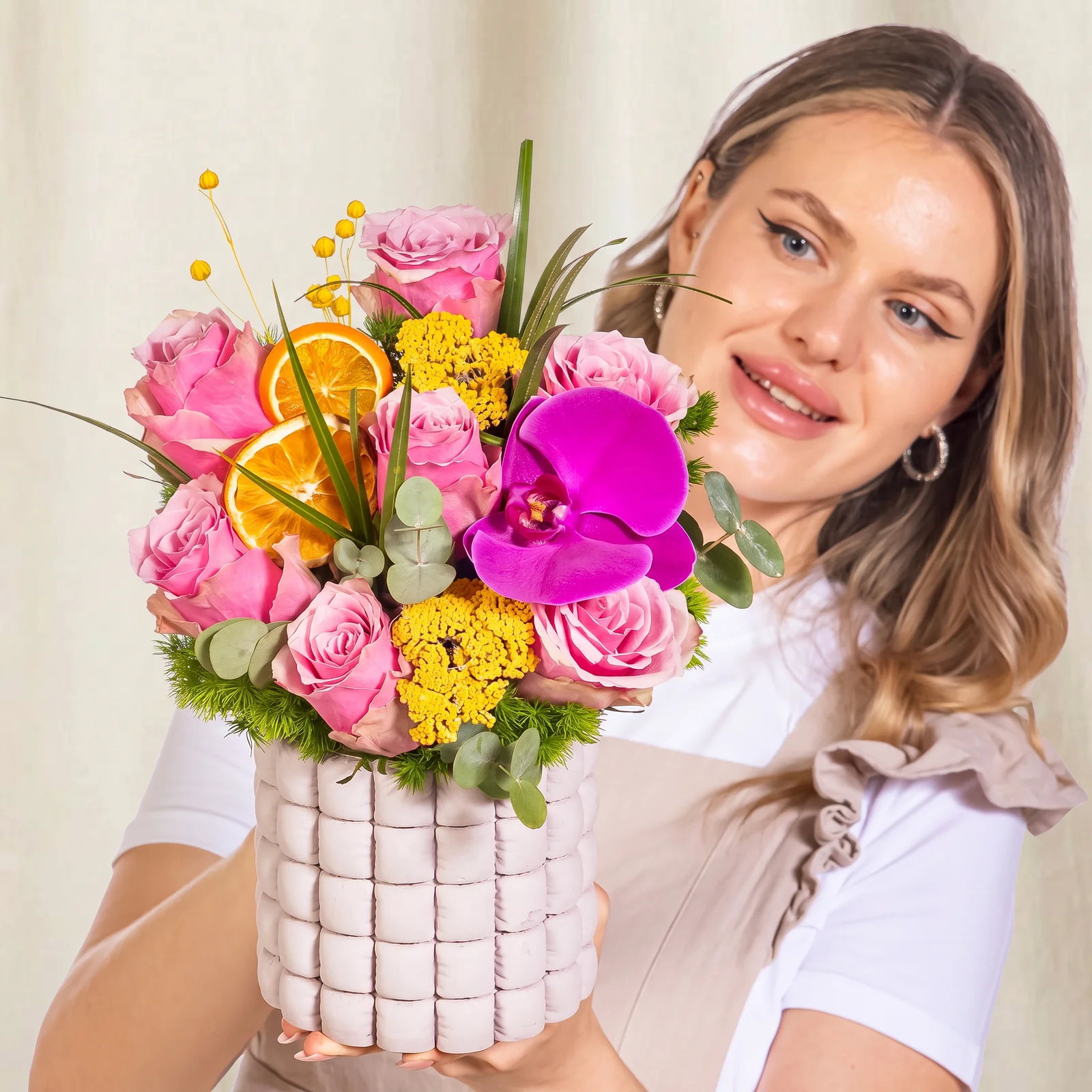 Magenta Rose Güller