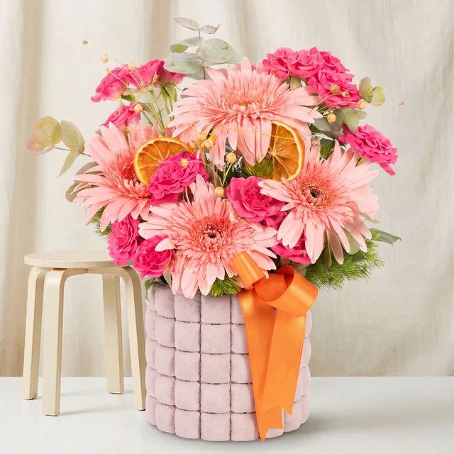 Coral Checkered Gerbera Aranjmanı
