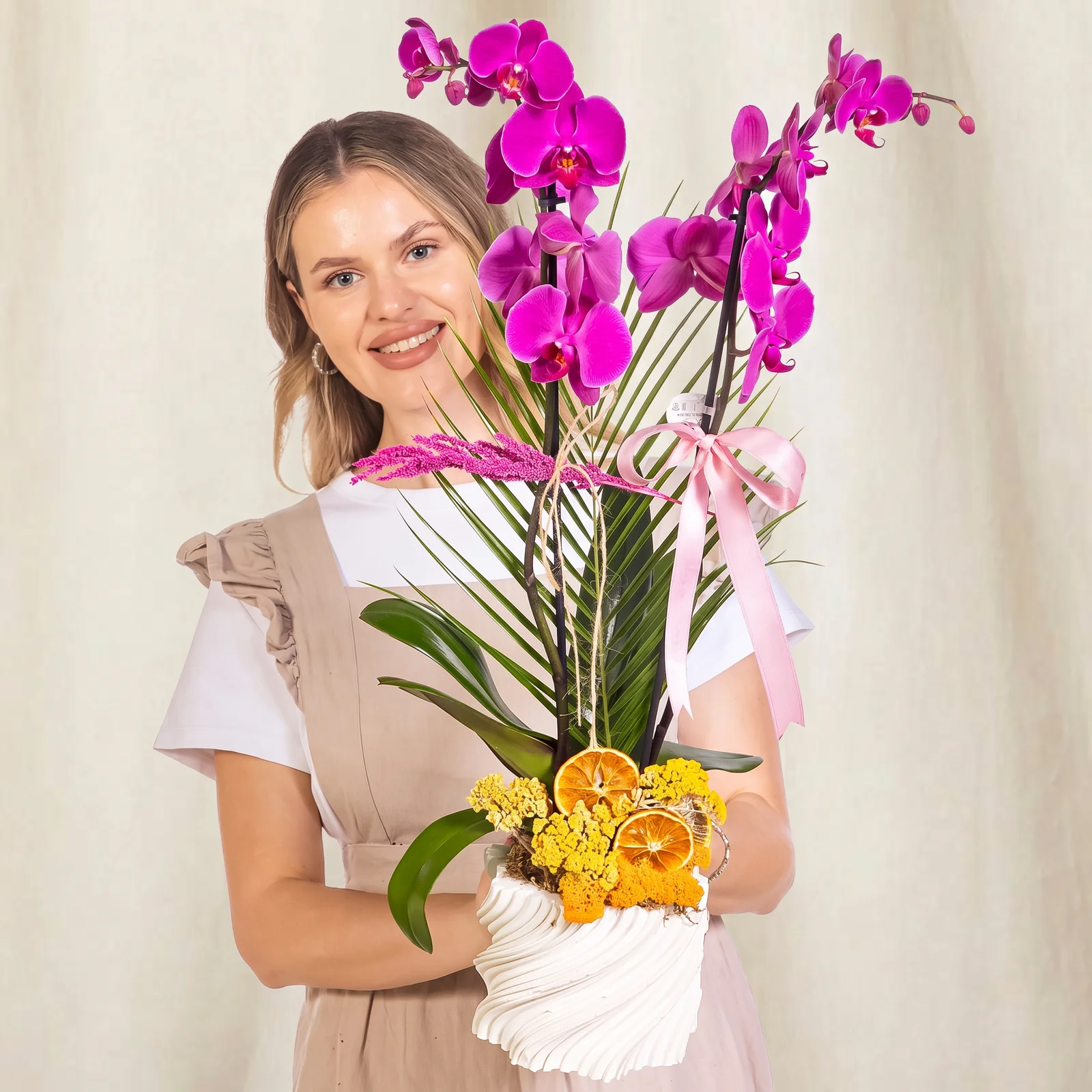 Rosy Forest Seramikte Mor Orkide