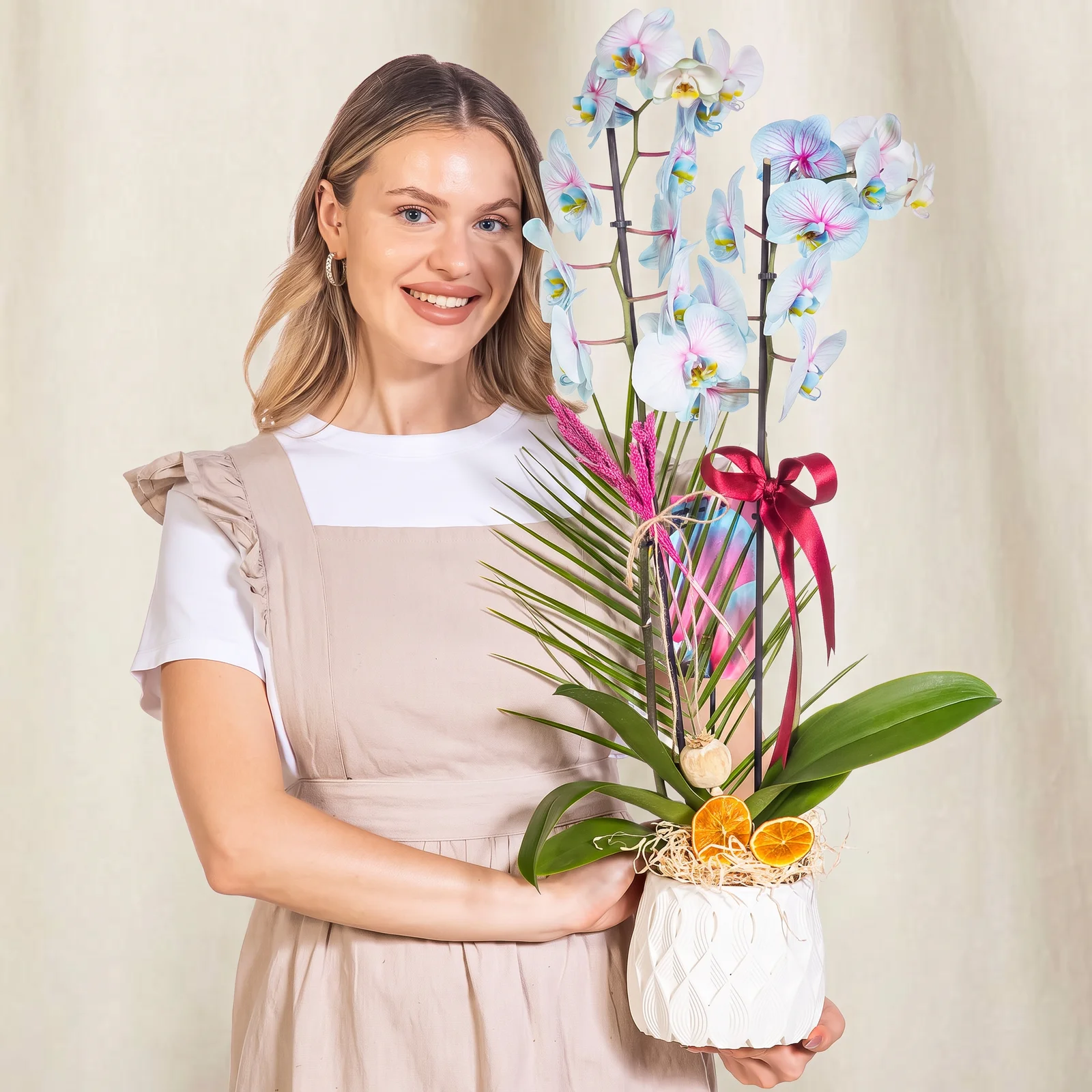 Delicate Çift Dallı Mavi Orkide