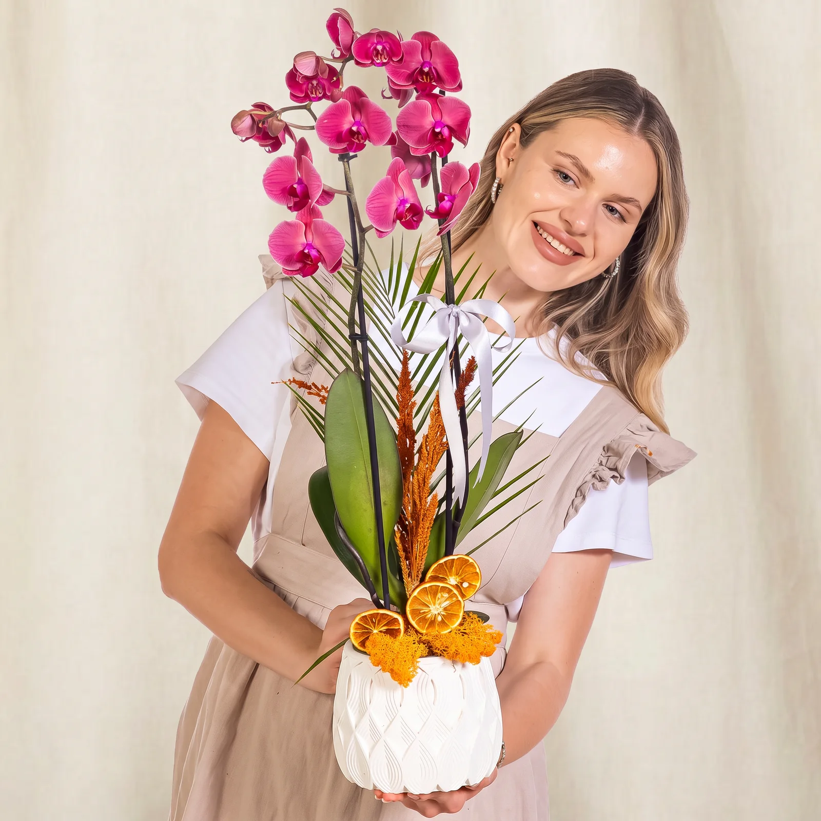 Bright Amber Fuşya Orkide